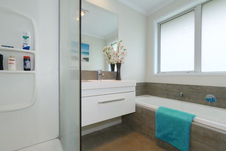 Photo of property in 12 Barron Way, Ohauiti, Tauranga, 3112