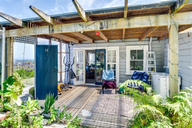 Photo of property in 11 Havelock Road, Hospital Hill, Napier, 4110