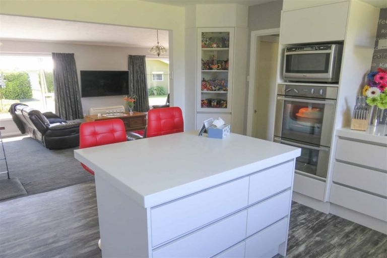 Photo of property in 35 Bay View Road, Woodend, Invercargill, 9877