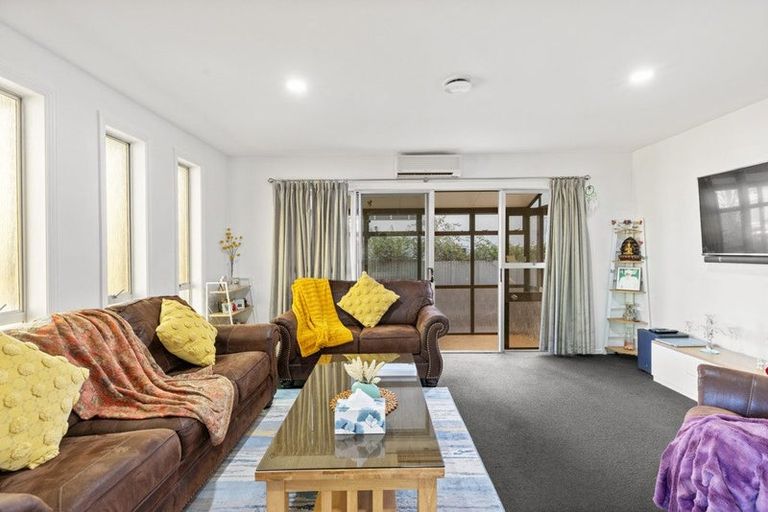 Photo of property in 1/24 Northfield Road, Casebrook, Christchurch, 8051