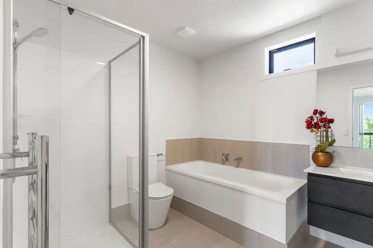 Photo of property in 9/130 Stancombe Road, Flat Bush, Auckland, 2016