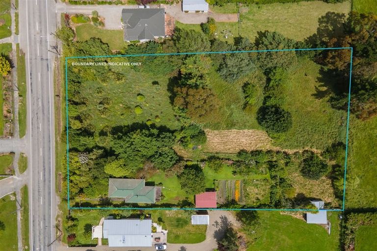 Photo of property in 58 Timaru Road, Waimate, 7924