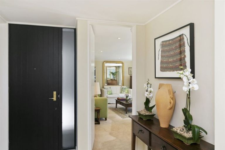 Photo of property in Highwic, 18/32 Hobson Street, Thorndon, Wellington, 6011