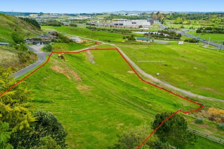 Photo of property in 18 Riverbasin Lane, Pyes Pa, Tauranga, 3112