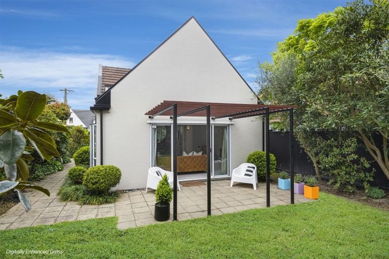 Photo of property in 1/8 Makora Street, Fendalton, Christchurch, 8041