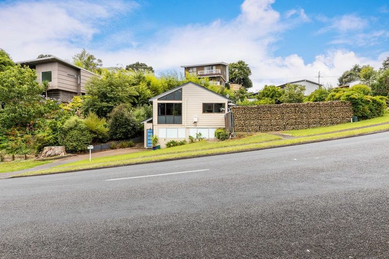 Photo of property in 121 Poplar Grove, Whalers Gate, New Plymouth, 4310