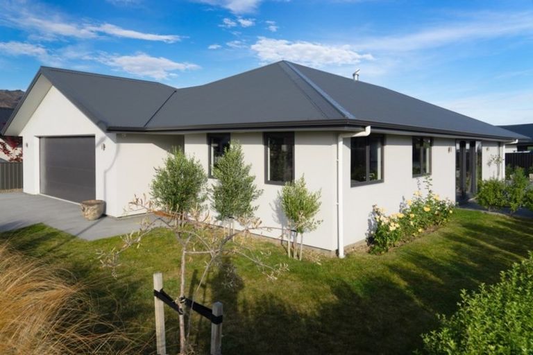 Photo of property in 33 Olds Crescent, Cromwell, 9310