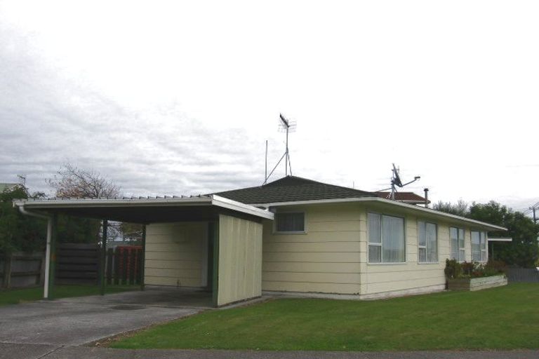 Photo of property in 114 Gillespies Line, Cloverlea, Palmerston North, 4412