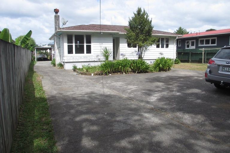Photo of property in 440 West Coast Road, Glen Eden, Auckland, 0602