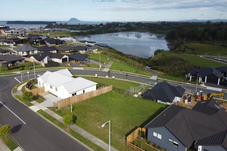 Photo of property in 3 Kahawai Place, Omokoroa, 3114