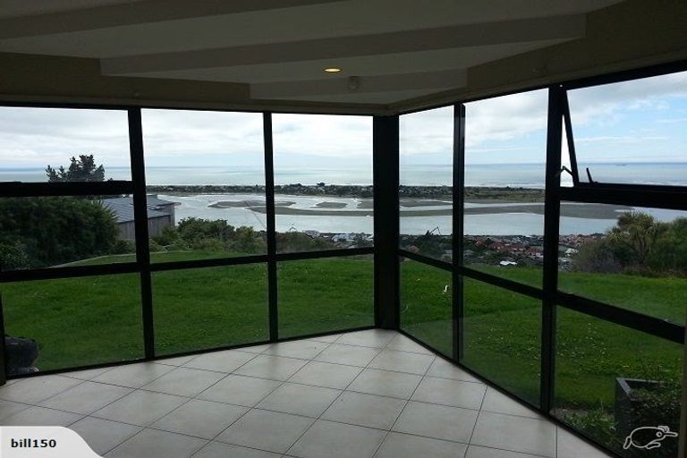 Photo of property in 10 Dunkeld Lane, Redcliffs, Christchurch, 8081