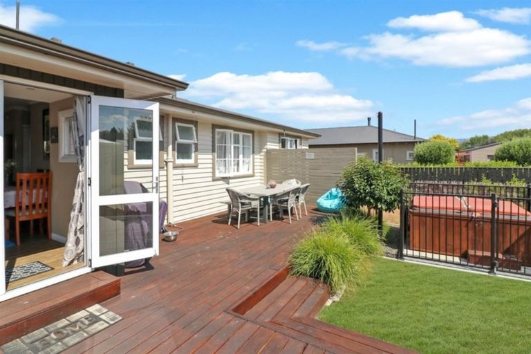 Photo of property in 28 Ransom Street, Dannevirke, 4930
