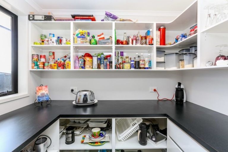 Photo of property in 3 Roy Johns Way, Bell Block, New Plymouth, 4312