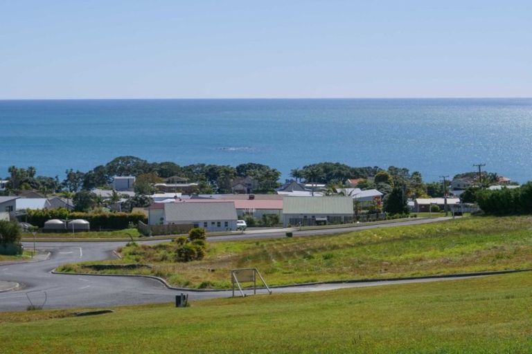 Photo of property in 15 Midgard Road, Coopers Beach, 0420