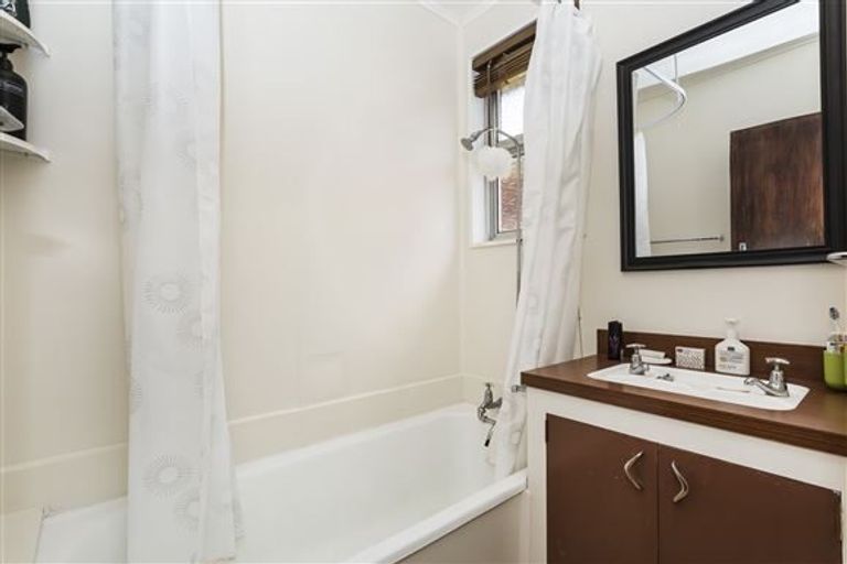 Photo of property in 6 Murray Street, Caversham, Dunedin, 9012