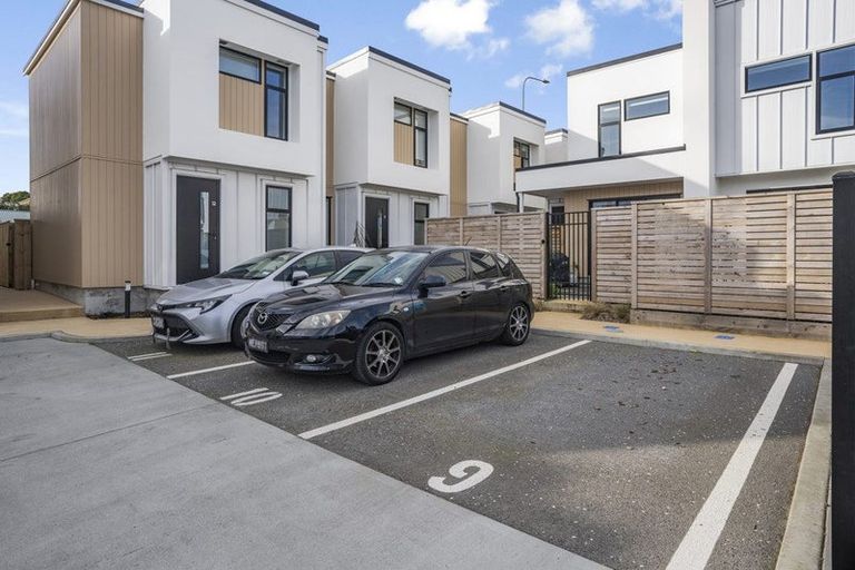 Photo of property in 16/10 Pascoe Avenue, Paremata, Porirua, 5026