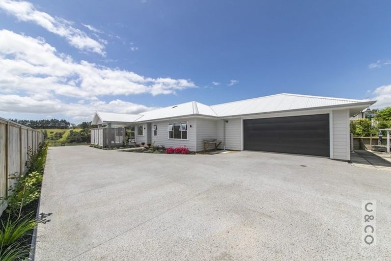 Photo of property in 4 York Terrace, Riverhead, 0820