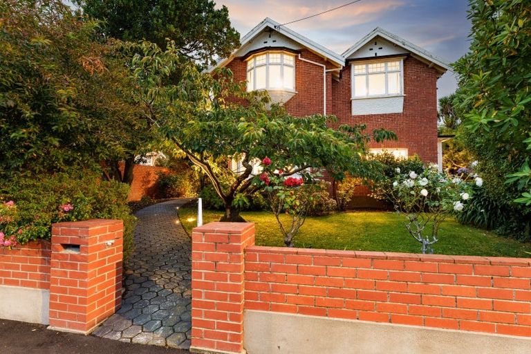 Photo of property in 11 Ings Avenue, Saint Clair, Dunedin, 9012