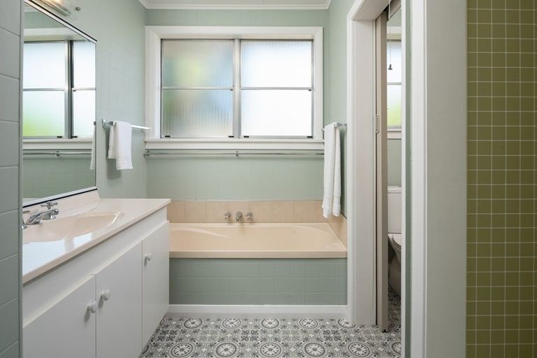 Photo of property in 173 Budge Street, Riversdale, Blenheim, 7201