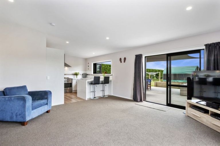 Photo of property in 65 Riverlea Downs, Broadlands, 3081