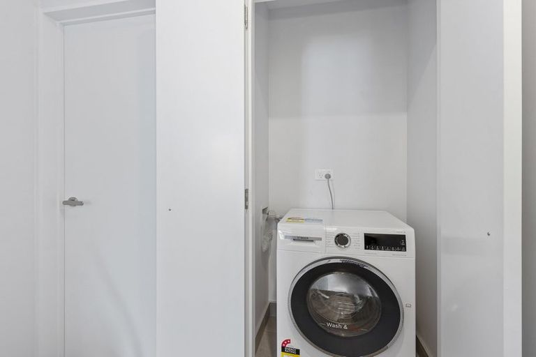 Photo of property in 3/8 New Brighton Road, Shirley, Christchurch, 8061