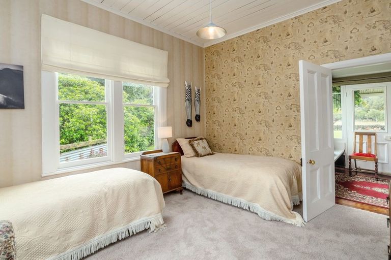 Photo of property in 977 Kakariki Road, Eketahuna, 4995