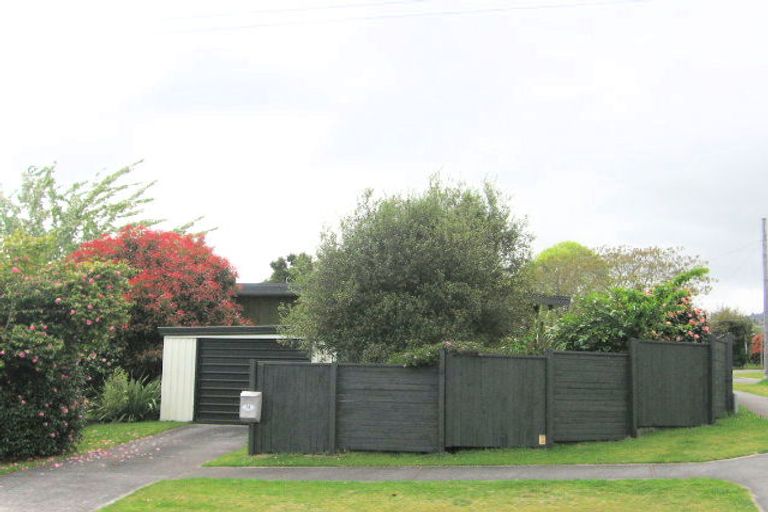 Photo of property in 24 Awanui Street, Hilltop, Taupo, 3330