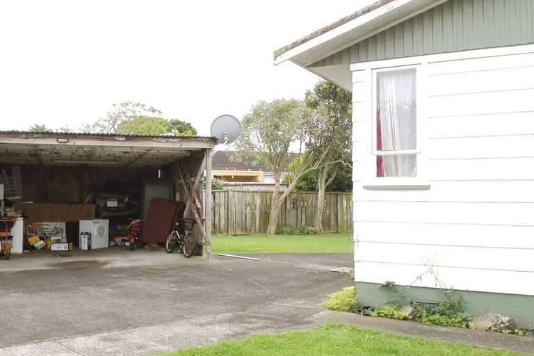 Photo of property in 7 Foster Place, Mangere East, Auckland, 2024