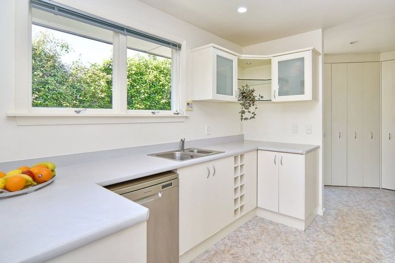 Photo of property in 402 Halswell Road, Halswell, Christchurch, 8025