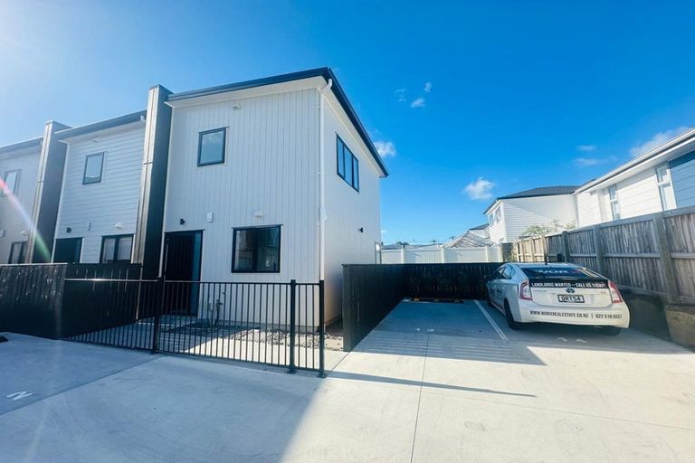 Photo of property in 14/25 Titoki Street, Te Atatu Peninsula, Auckland, 0610