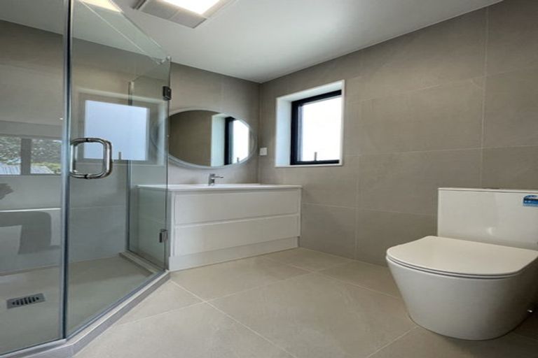 Photo of property in 6 Vanbrugh Place, Bucklands Beach, Auckland, 2014