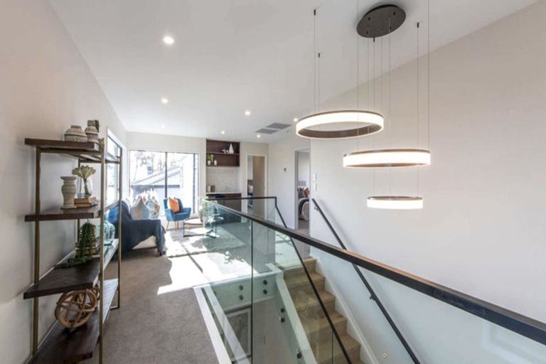 Photo of property in 47a Takutai Avenue, Half Moon Bay, Auckland, 2012