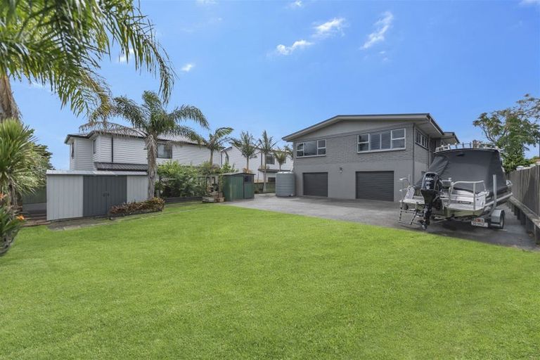 Photo of property in 14 Gulf Crest, Bucklands Beach, Auckland, 2012