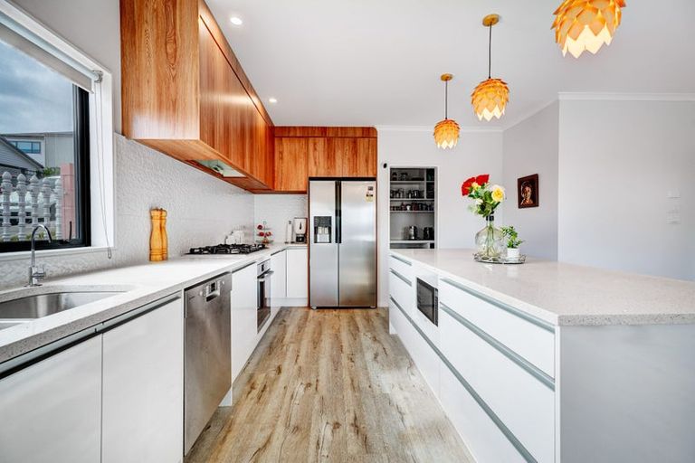 Photo of property in 31 Shibata Rise, Ranui, Auckland, 0612