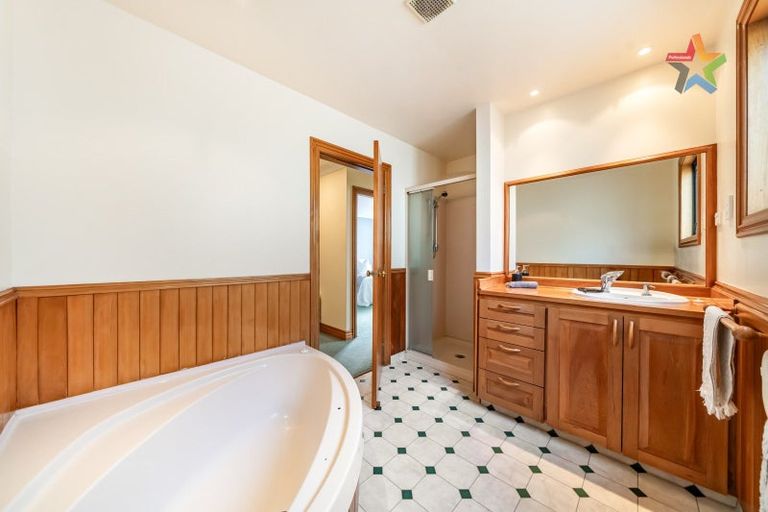 Photo of property in 146a Riverside Drive, Waiwhetu, Lower Hutt, 5010