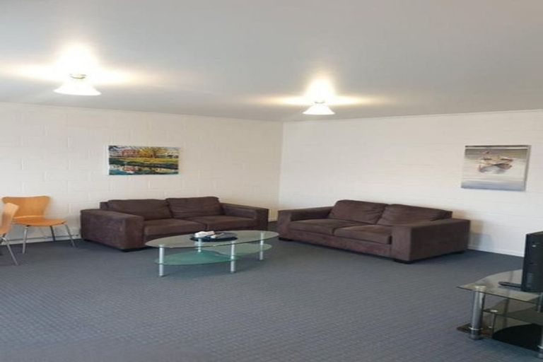 Photo of property in 11 Donald Street, Regent, Whangarei, 0112