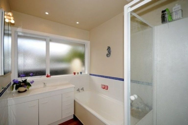 Photo of property in 30 Raxworthy Street, Ilam, Christchurch, 8041