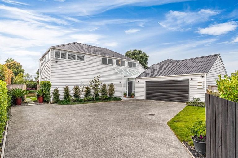 Photo of property in 2/54 Norwood Road, Bayswater, Auckland, 0622