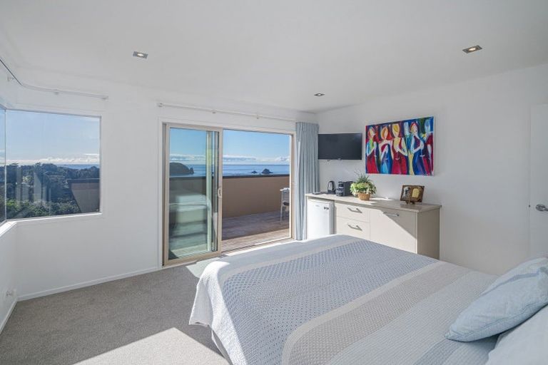 Photo of property in 10 Patricia Place, Hahei, Whitianga, 3591