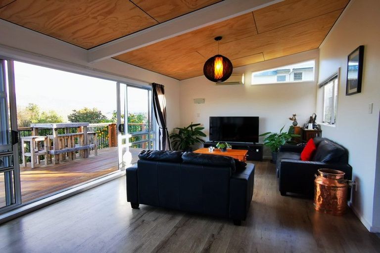 Photo of property in 50 Kimihia Road, Huntly, 3700