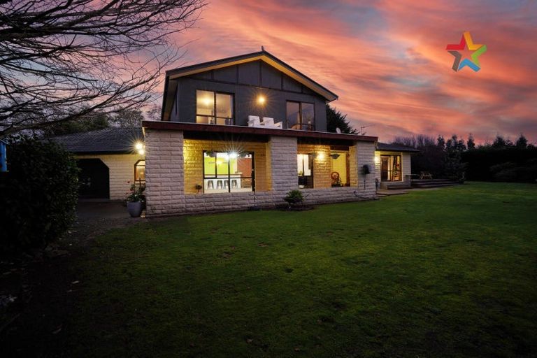 Photo of property in 220 Mill Road South, Seaward Bush, Invercargill, 9871