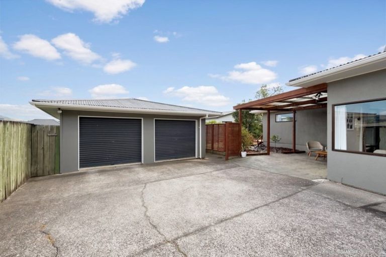 Photo of property in 3b Buller Grove, Naenae, Lower Hutt, 5011