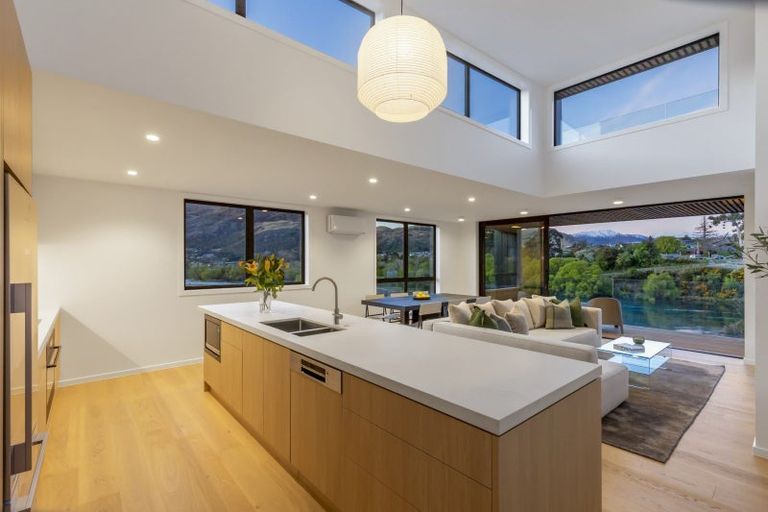Photo of property in 11a William Rees Place, Kawarau Falls, Queenstown, 9300