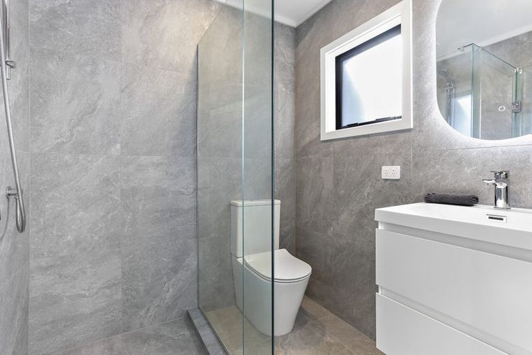 Photo of property in 13 Davita Place, Farm Cove, Auckland, 2012