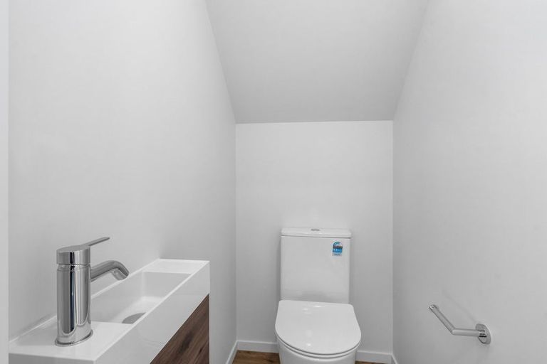 Photo of property in 4/71 Sullivan Avenue, Woolston, Christchurch, 8023