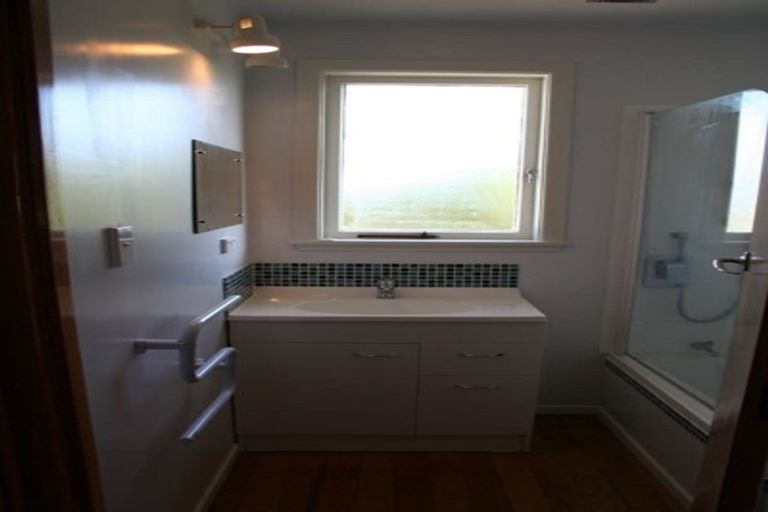 Photo of property in 47 Cardiff Road, Pakuranga, Auckland, 2010