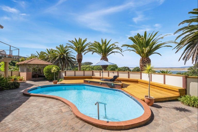 Photo of property in 4 Doris Street, Mangawhai Heads, Mangawhai, 0505