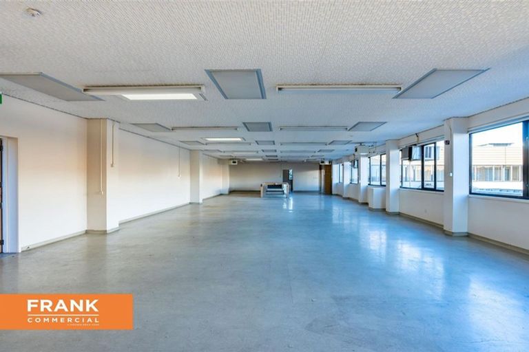 Photo of property in 138 Great South Road, Takanini, 2112