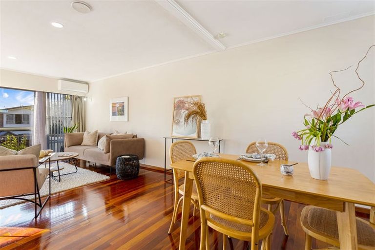 Photo of property in 2/61 Royal View Road, Te Atatu South, Auckland, 0610