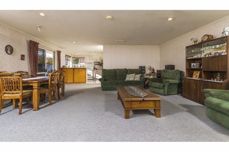 Photo of property in 24 Coleridge Place, Stoke, Nelson, 7011